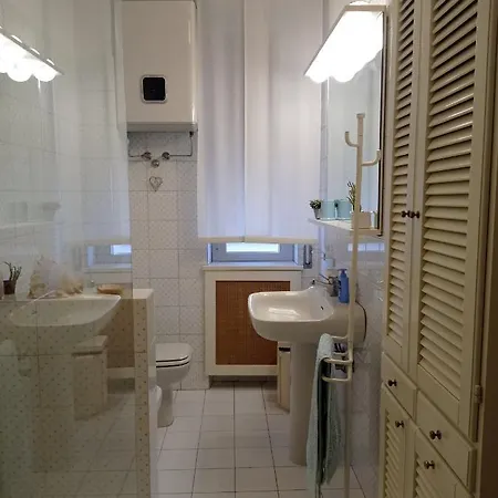 Down Town Emily Lejlighed *